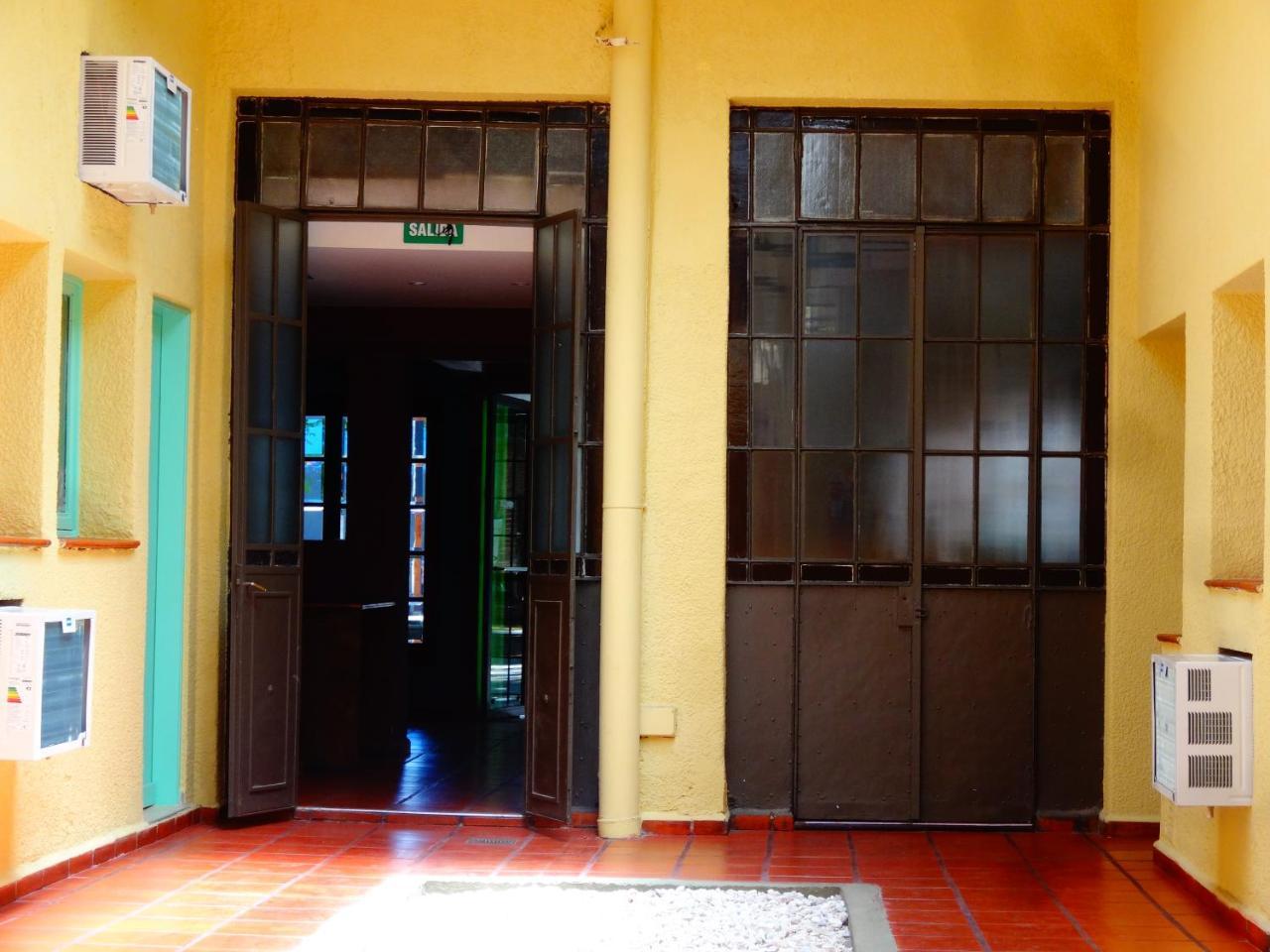 Black Sheep International Hostel Mendoza Eksteriør bilde