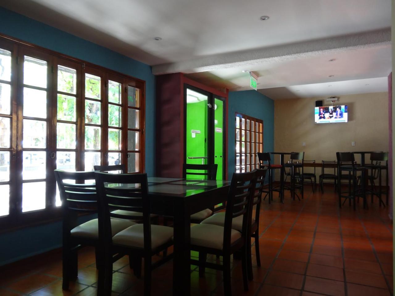 Black Sheep International Hostel Mendoza Eksteriør bilde