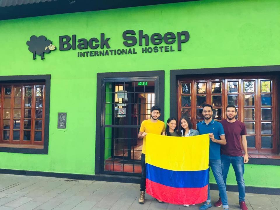 Black Sheep International Hostel Mendoza Eksteriør bilde